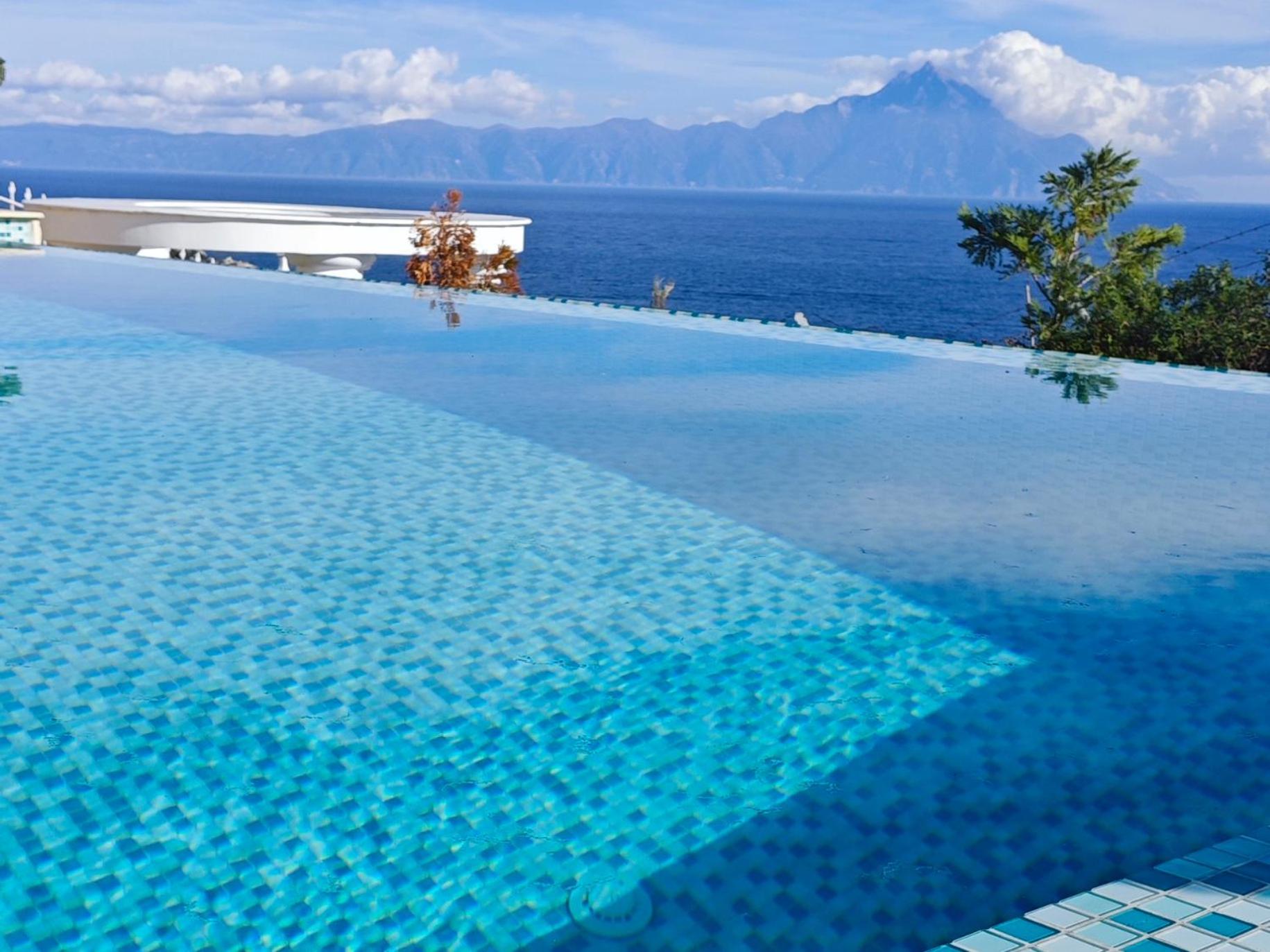 Villa Ulyana Kriaritsi - Athos Sea View & Spa Exterior photo